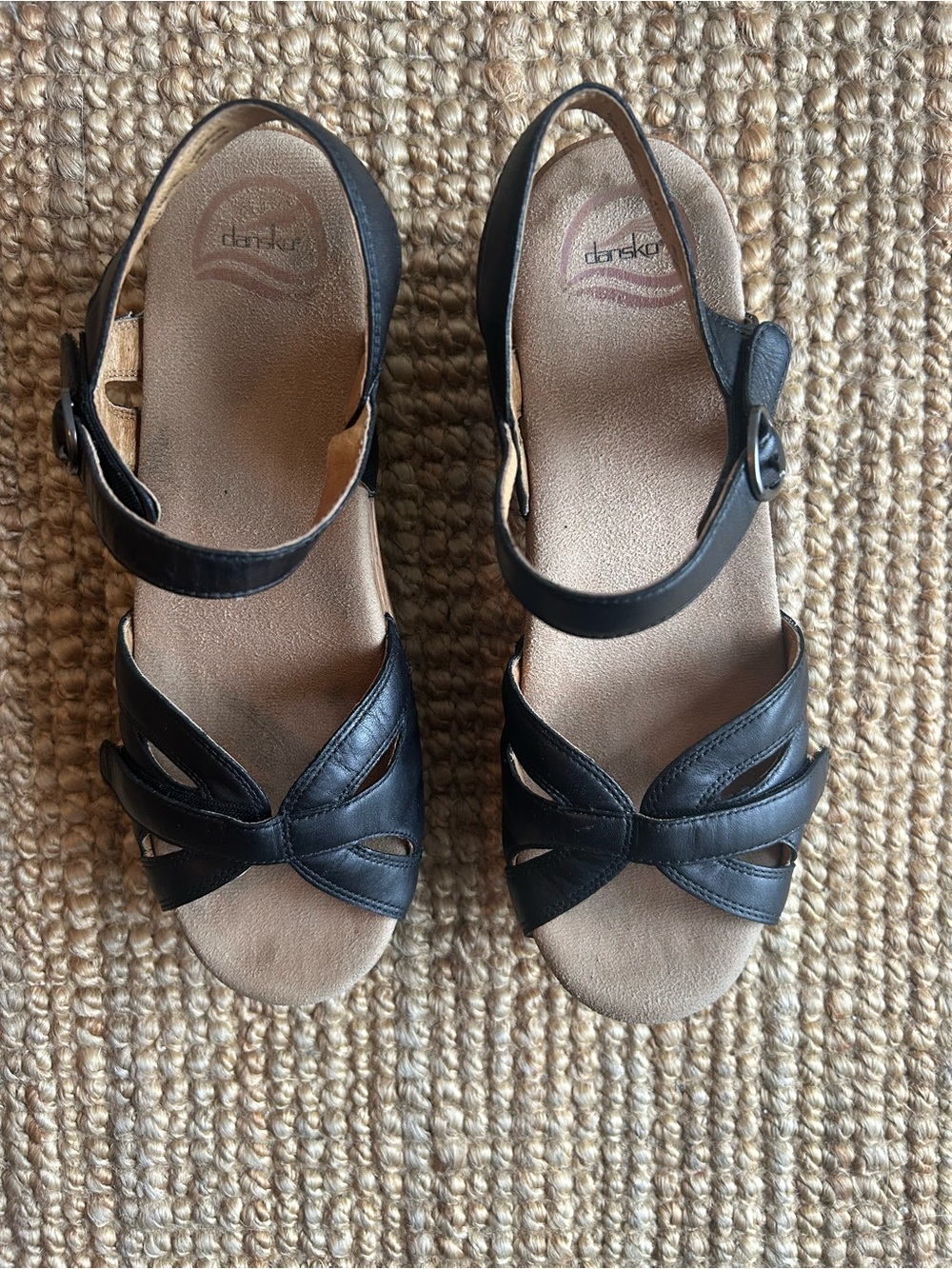 Dansko Women’s Black Leather Strappy Slingback Sandals - Picture 2 of 13